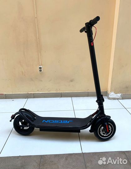 Электросамокат leson S006