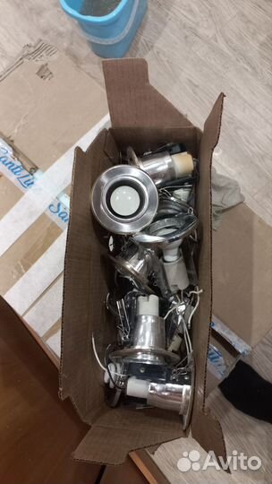 Светильник потолочный точечный