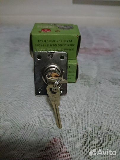 Замок два штуки