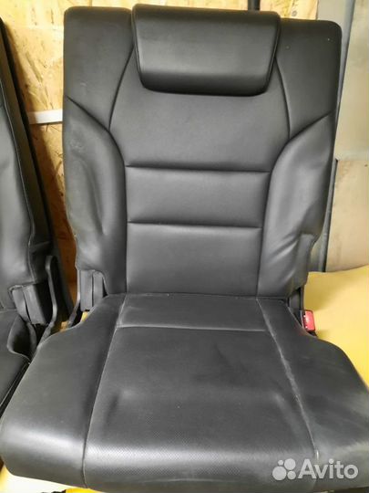 Салон на acura mdx