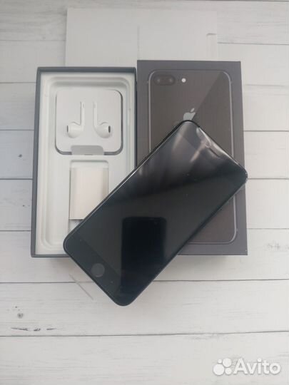 Apple iPhone 8 Plus 256Gb Space Grey) Серый космос