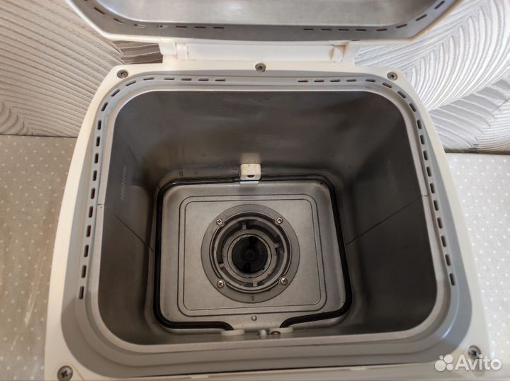 Хлебопечка