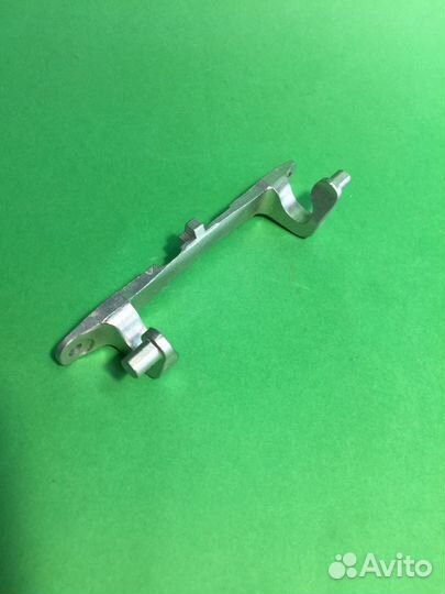 Петля люка стиральной машины Beko