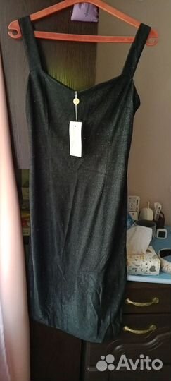 Продаю платья