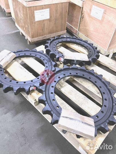 Звездочка Hyundai R360LC-3H