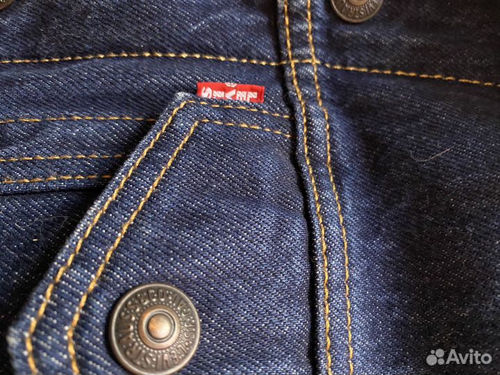 Джинсовая куртка с мехом levis