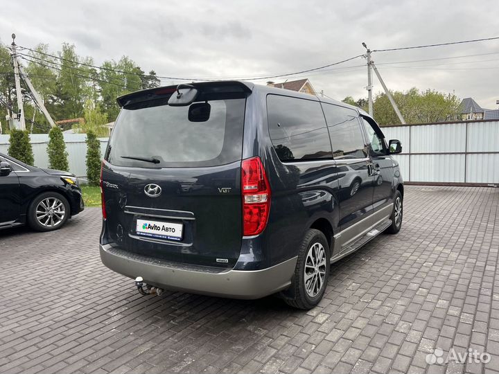 Hyundai Grand Starex 2.5 AT, 2018, 66 752 км