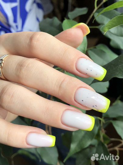 Маникюр с покрытием гель-лаком