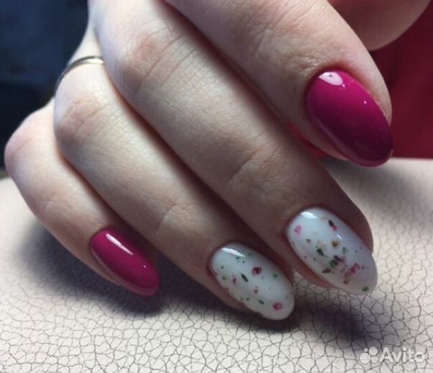 Маникюр и педикюр