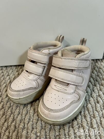 Кроссовки детские