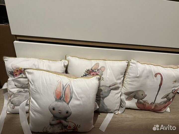 Набор в детскую кроватку