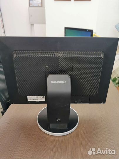 Монитор sansung 22