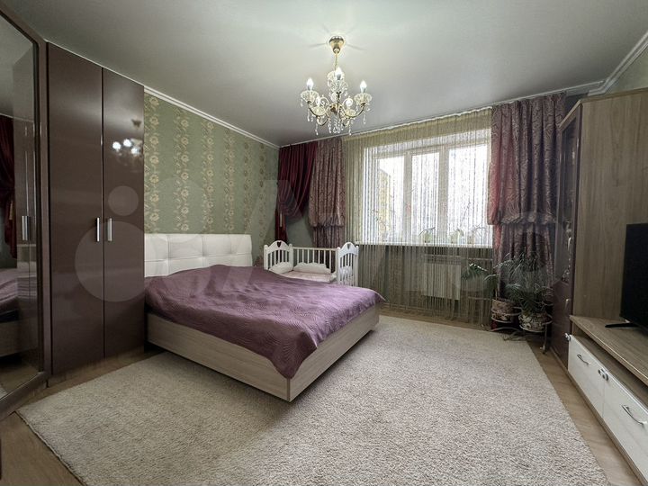 2-к. квартира, 70 м², 8/9 эт.