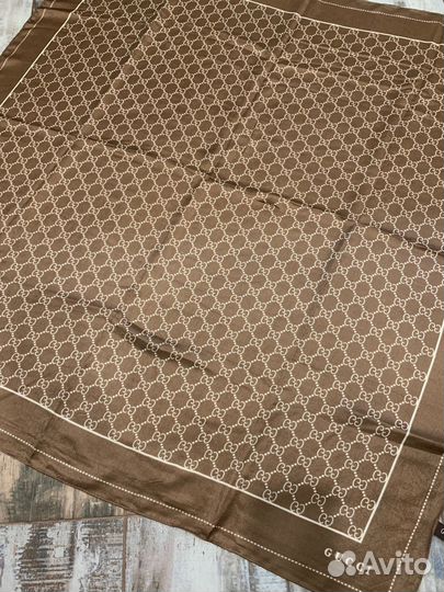 Палантин платок Gucci коричневый тонкий