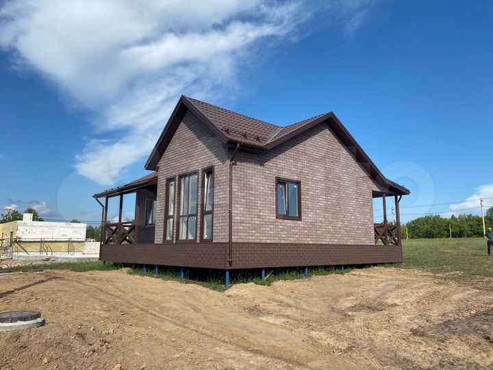 Дом 100,6 м² на участке 6 сот.