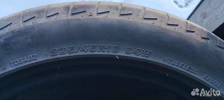 Bridgestone Turanza T005 235/45 R18