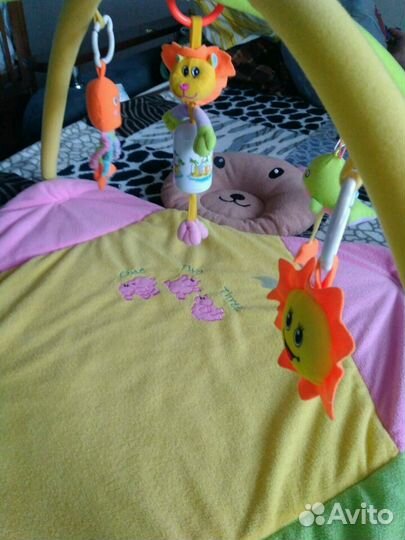 Детский развивающий коврик