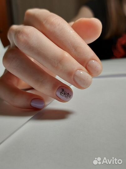 Маникюр на дому