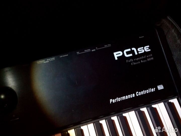 Синтезатор Kurzweil PC1se