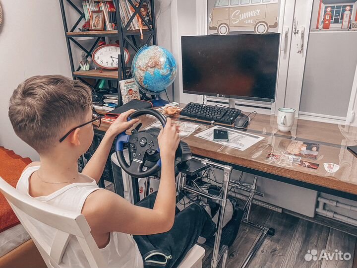 Стойка для руля