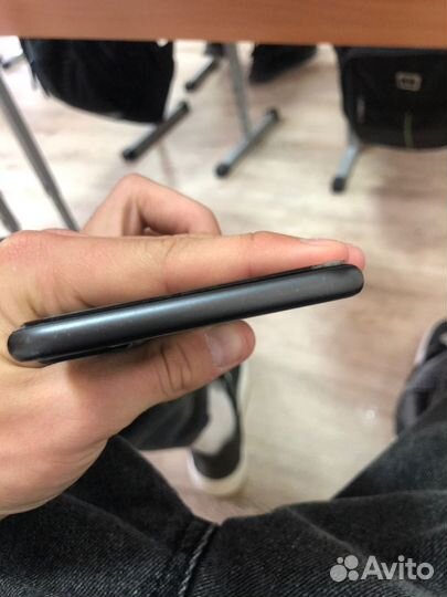 iPhone 8 Plus, 64 ГБ