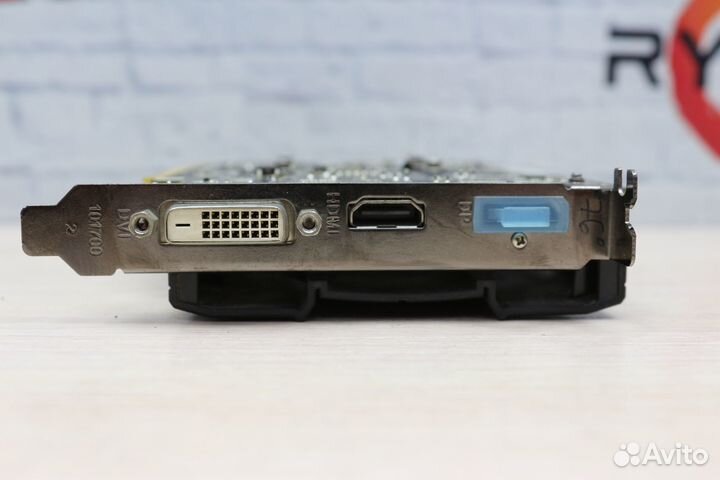 Видеокарта sapphire pulse RX 550 2Gb