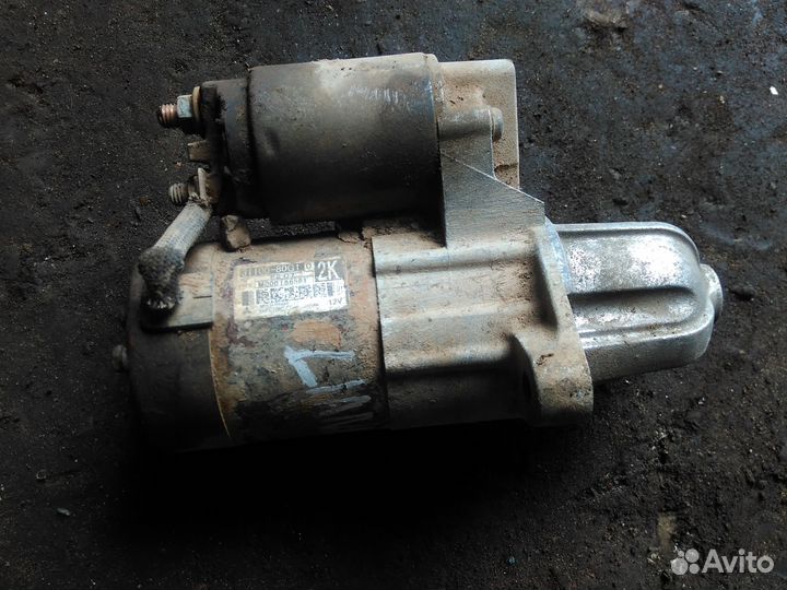 Стартер лиана liana 1.6 МКПП M000T86581