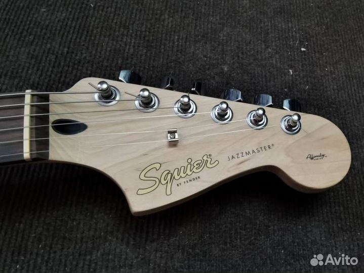 Электрогитара Fender Squier Affinity Series Jazzma
