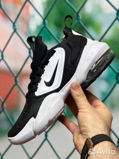 Nike alpha savage кроссовки