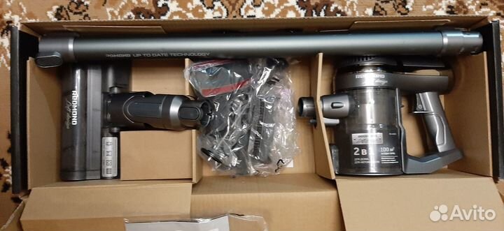 Пылесос Redmond Rv-Ur374