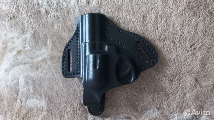 Кобура для револьвера