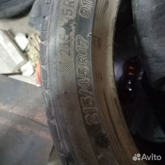 Lassa Driveways 215/45 R17 91W