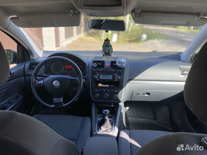 Volkswagen Golf 1.6 МТ, 2008, 260 000 км