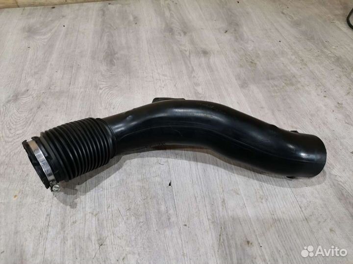 Патрубок воздушного фильтра Peugeot 308