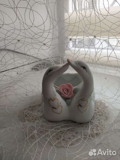 Статуэтка лебедь