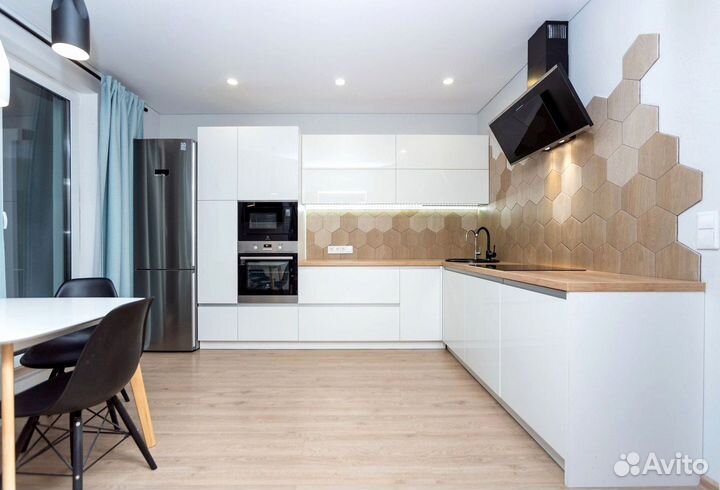 Кухня на заказ. Доставка и сборка