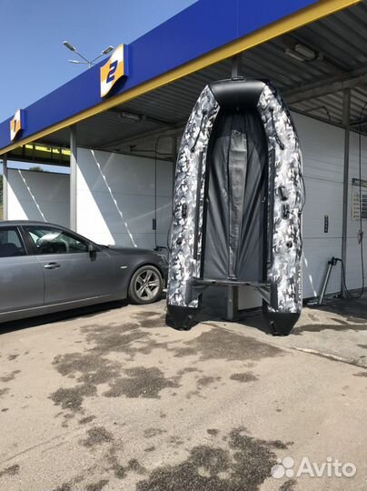 Лодка пвх Адмирал 335 с мотором suzuki 9.9