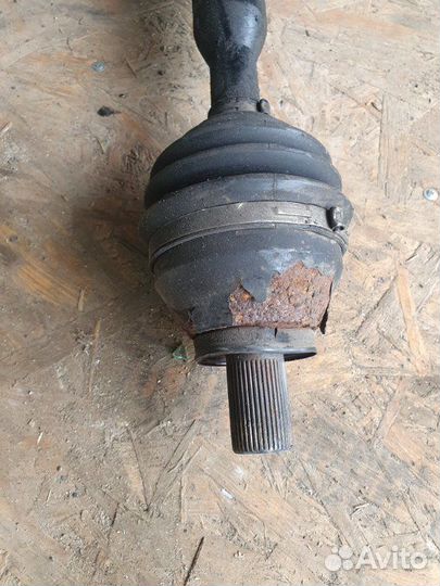 Привод передний правый Volvo Xc70 3.0 B6304T