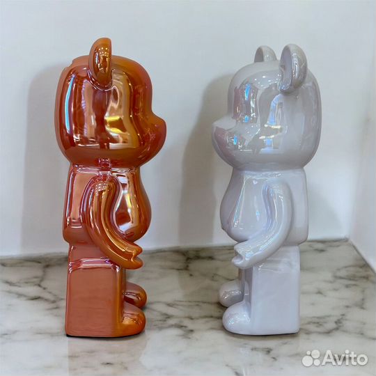Медведь bearbrick