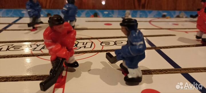 Настольный хоккей