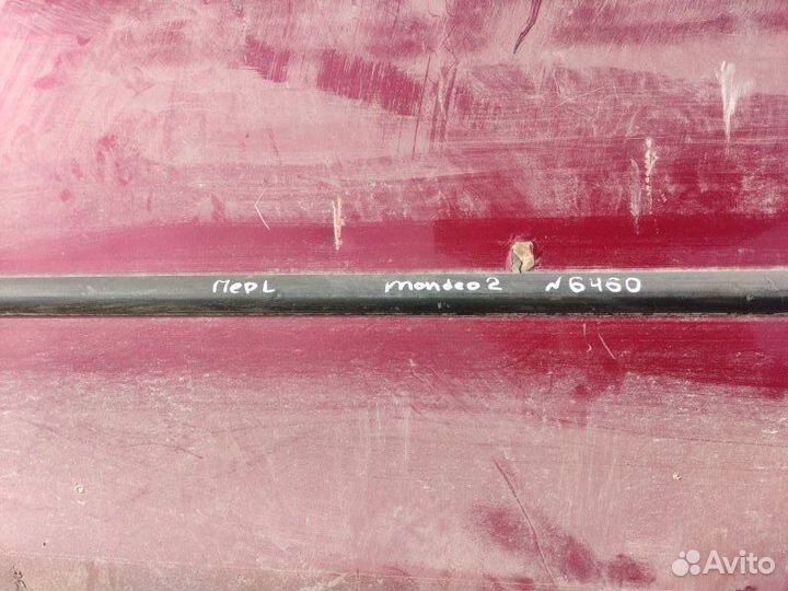 Молдинг двери передний левый Ford Mondeo 2 лифтбек