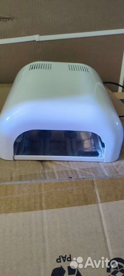 Уф лампа для ногтей