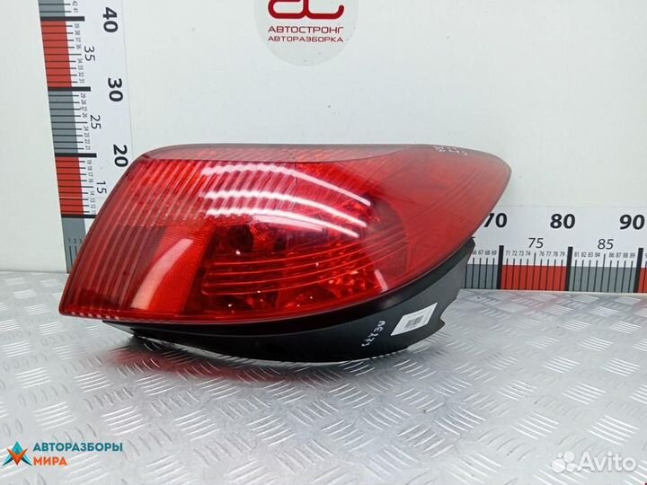 Фонарь задний правый Peugeot 308 T7 2009