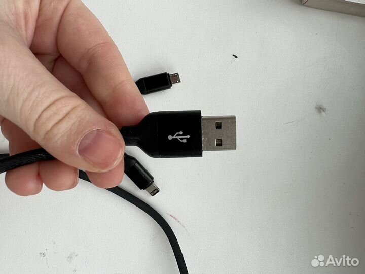 Кабель для зарядки с 3 разъемами