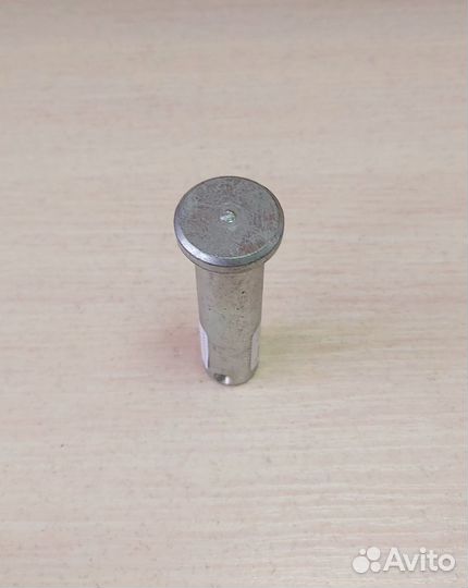 Палец крепление дышла к раме прицепа мзса