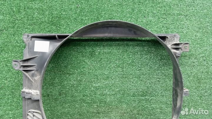 Диффузор радиатора Kia Mohave