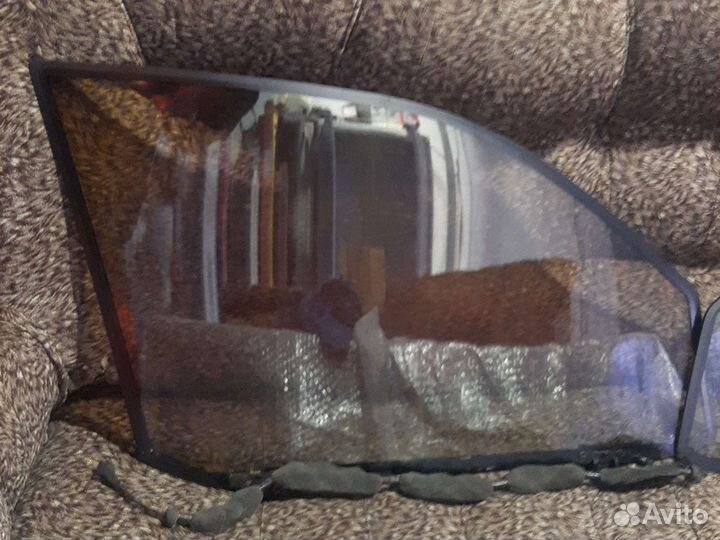 Боковое стекло с регулируемой тонировкой LX-570