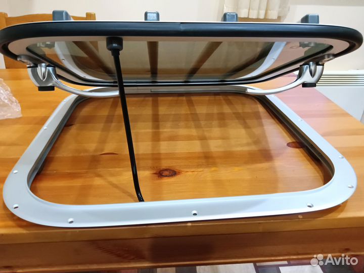 Люк палубный Houdini Super 50 534 x 534