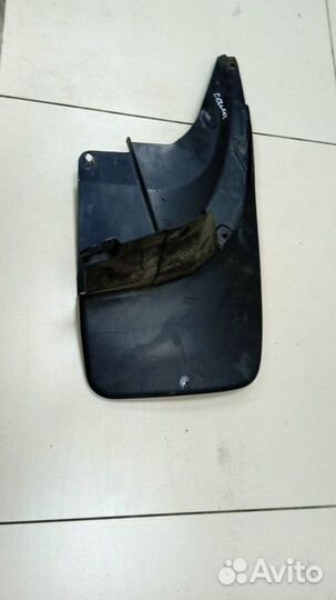 Брызговик задний правый Toyota Land Cruiser Prado