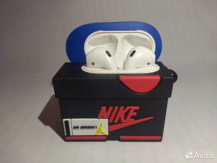 Чехлы на airpods 2